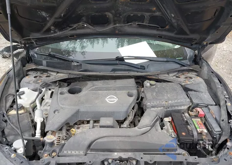 2013 Nissan Altima 2.5 S z USA, uszkodzony, nr VIN 1N4AL3AP4DC229185